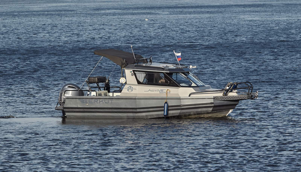 Лодка BERKUT Active Hard Top
