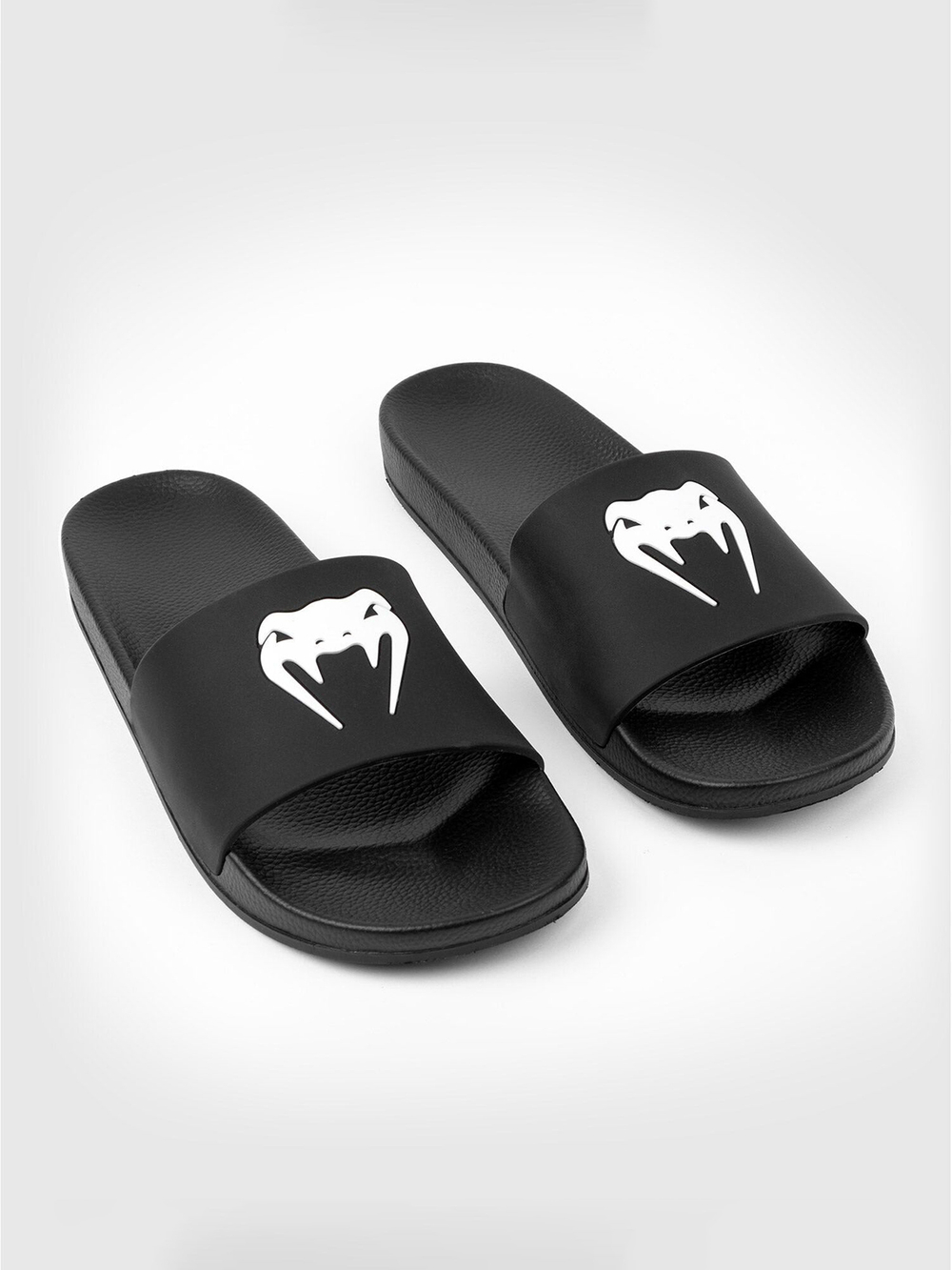Шорты боксерские Venum Streamline Black/White