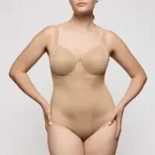 Кружевные боди Primadonna