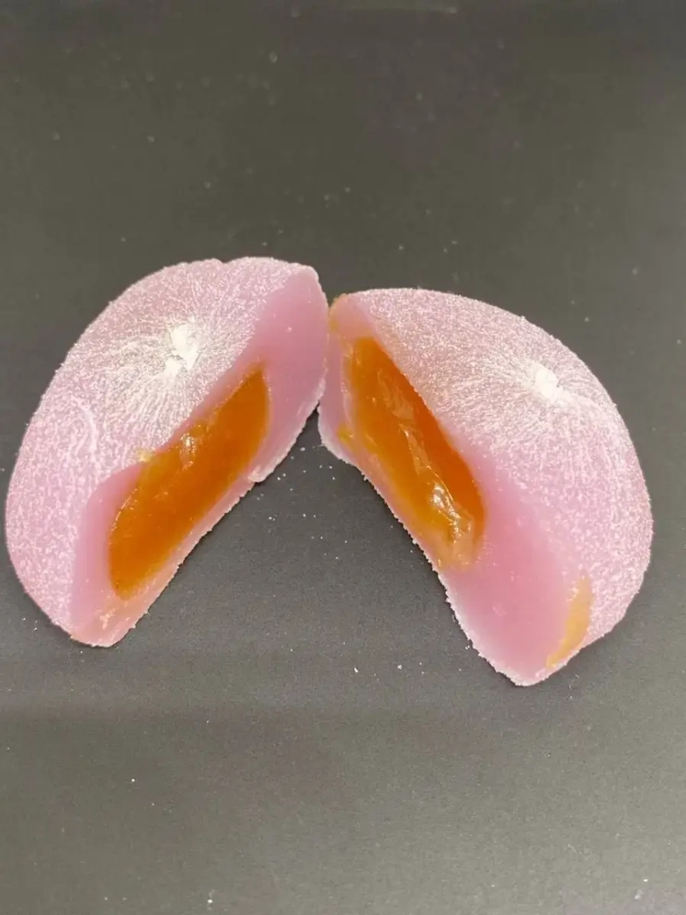 Пирожное Моти (Mochi) с начинкой из Таро ( сладкая картошка)