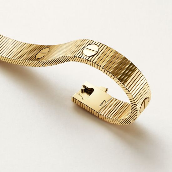 Браслет Cartier LOVE Unlimited Bracelet flexible в желтом золоте