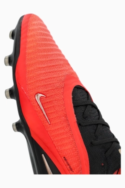 Бутсы Nike Phantom 6 Low Elite AG-Pro - красный