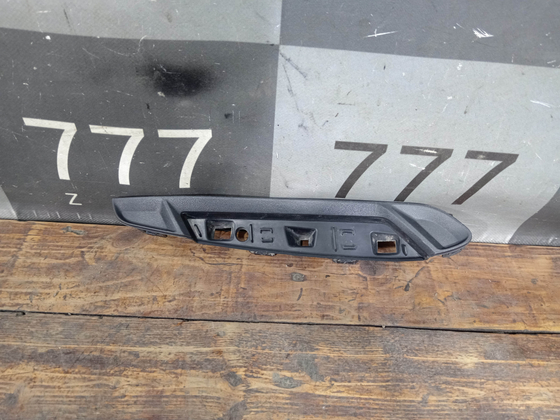 Кронштейн катафота правого Haval F7 1, F7x 1 22-24 Б/У Оригинал 2804214XKQ11A