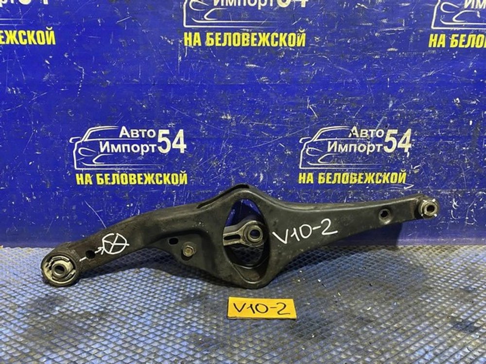 Рычаг задний NISSAN TINO 2001