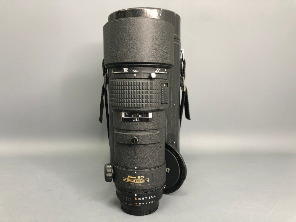 Nikon 300mm 4 ED AF Nikkor
