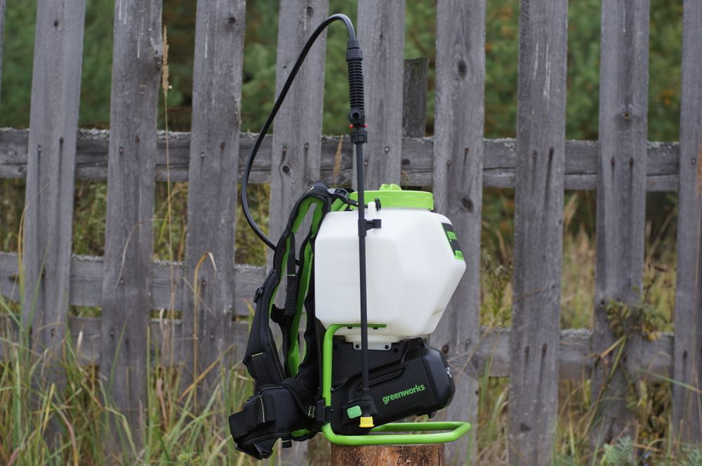 Аккумуляторный садовый опрыскиватель Greenworks G40BPS, 5300007, 40v, без АКБ и ЗУ