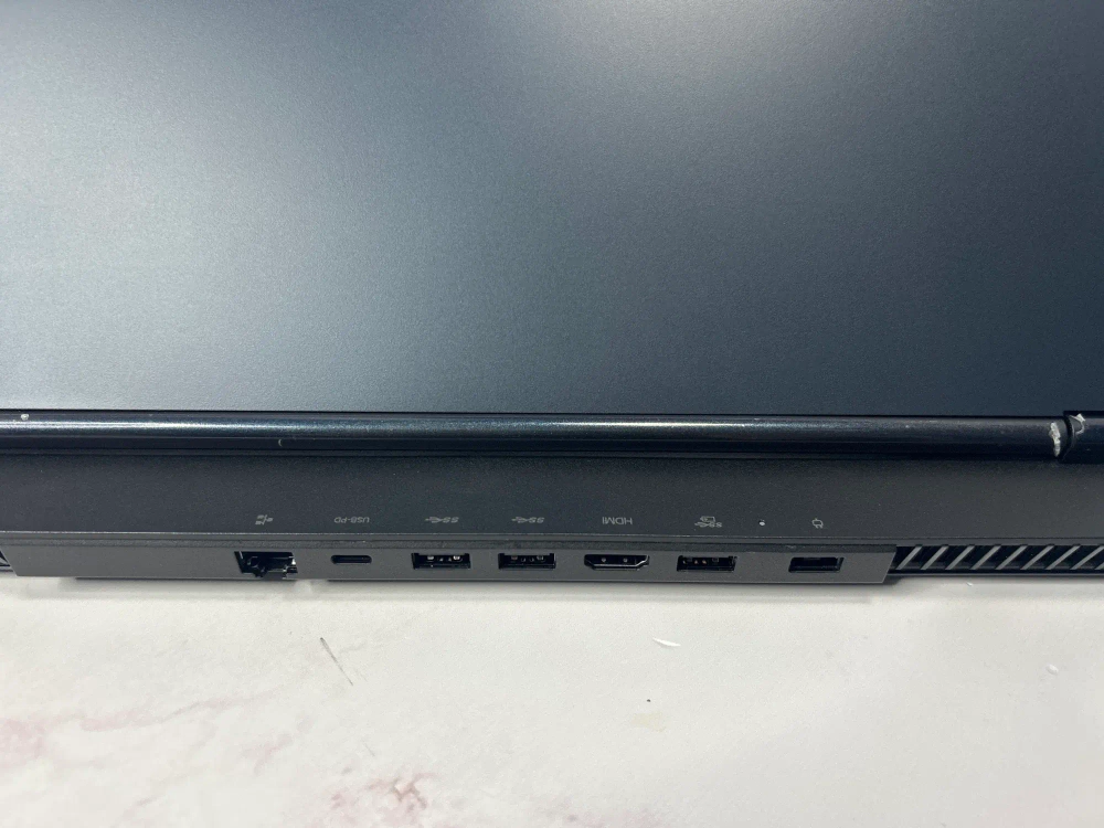 Ноутбук игровой Lenovo Legion 5 17ACH6H (82JY000ARU) 17.3"/AMD Ryzen 5 5600H/RAM 16 GB/SSD 512 GB/Nvidia RTX3060 6GB/1920x1080/IPS 144Hz/Windows 11/Подсветка кл-ры:LED/синий. Состояние: B1