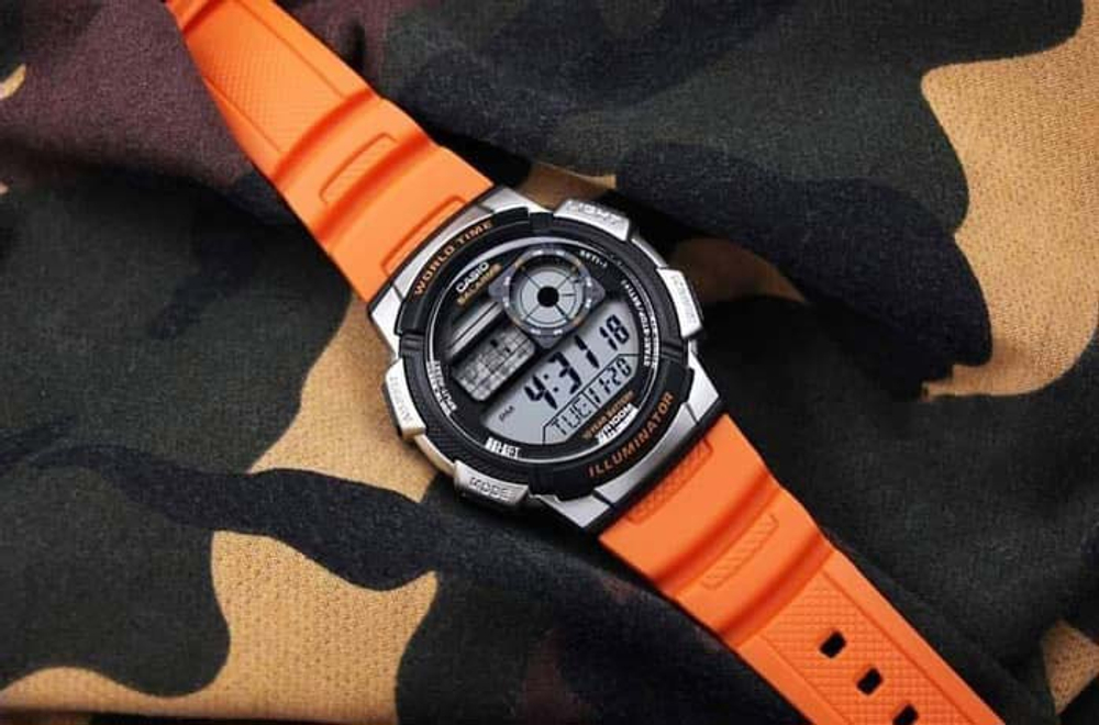 Часы Casio AE-1000W-4B