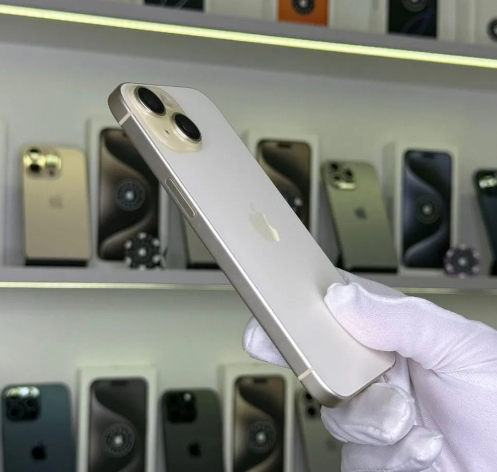 iPhone 15, 256 ГБ б/у