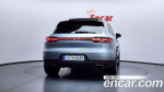 Porsche Macan 2.0 — 2021