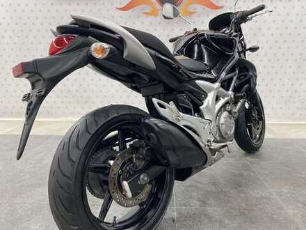 Suzuki Gladius SFV400 ABS , 2014