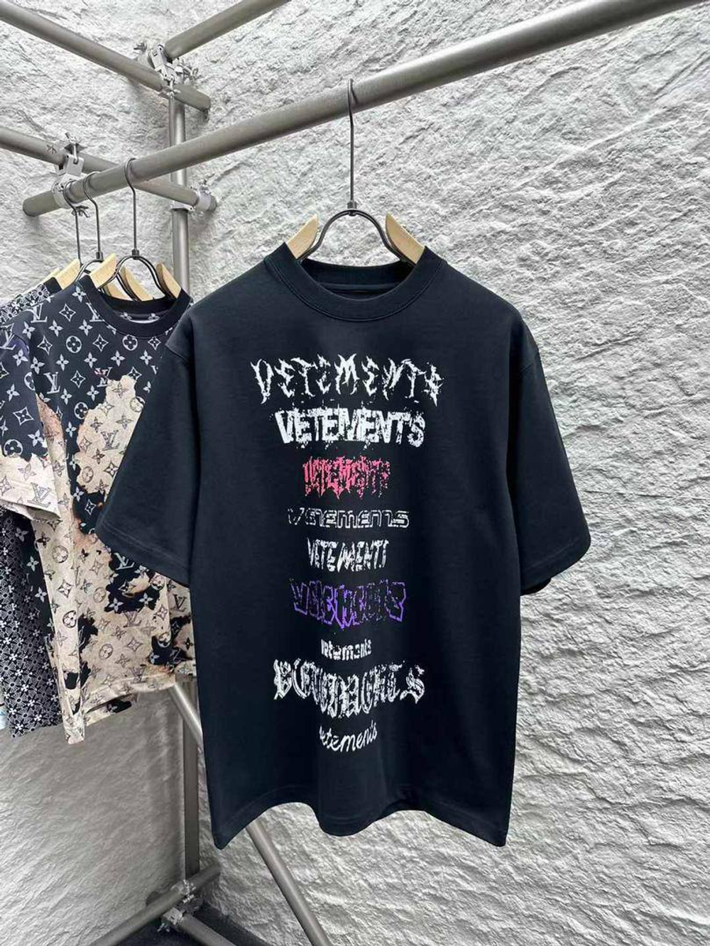 Футболка Vetements