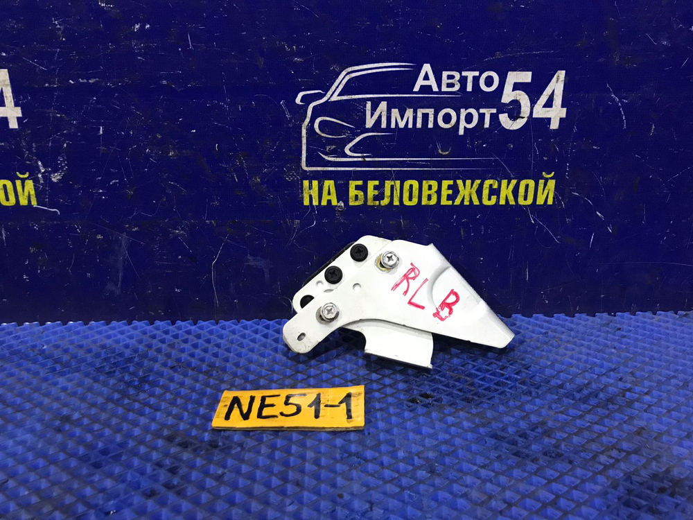 Ролик сдвижной двери NISSAN ELGRAND 2005