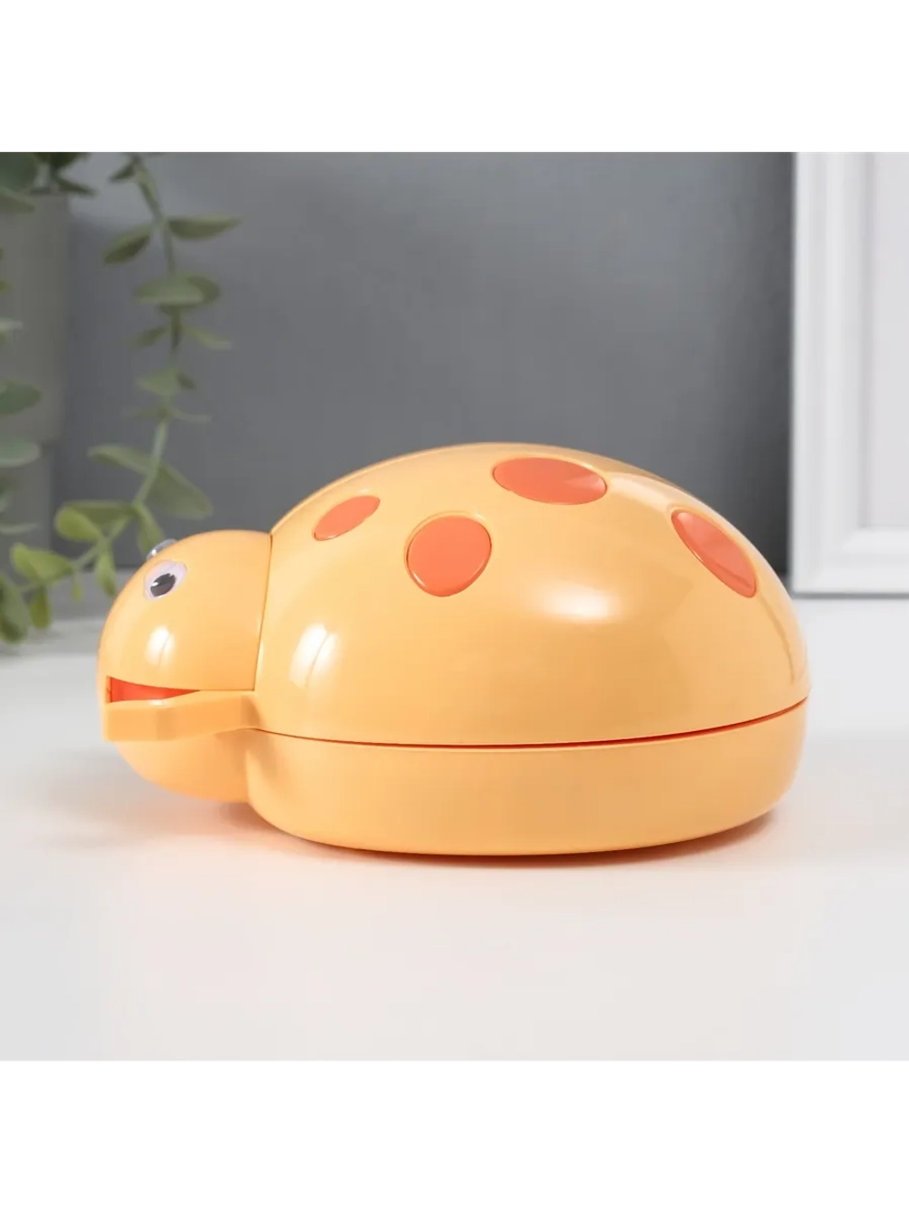 Шкатулка музыкальная механическая "Божья коровка"
