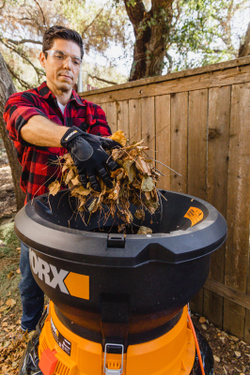 Измельчитель для листьев WORX WG430E