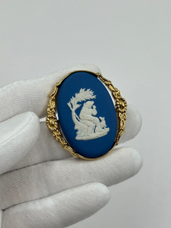 Брошь-кулон Wedgwood