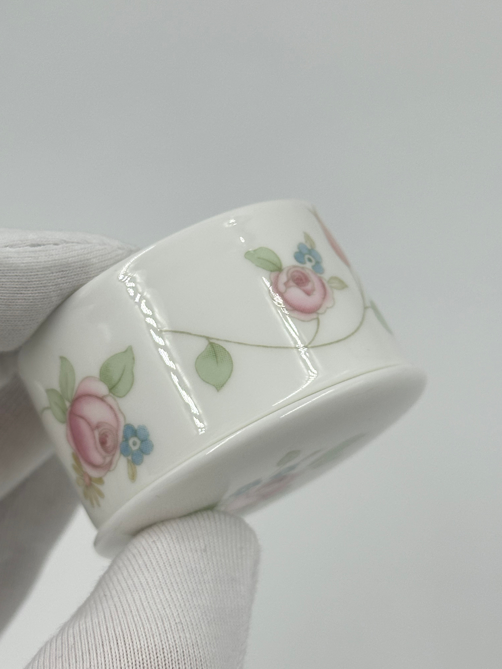 Миниатюрная шкатулка Wedgwood Roseship