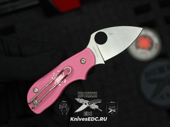 Складной нож Spyderco Squeak Pink C154PPN c клинком из стали Böhler N690Co, рукоять FRN
