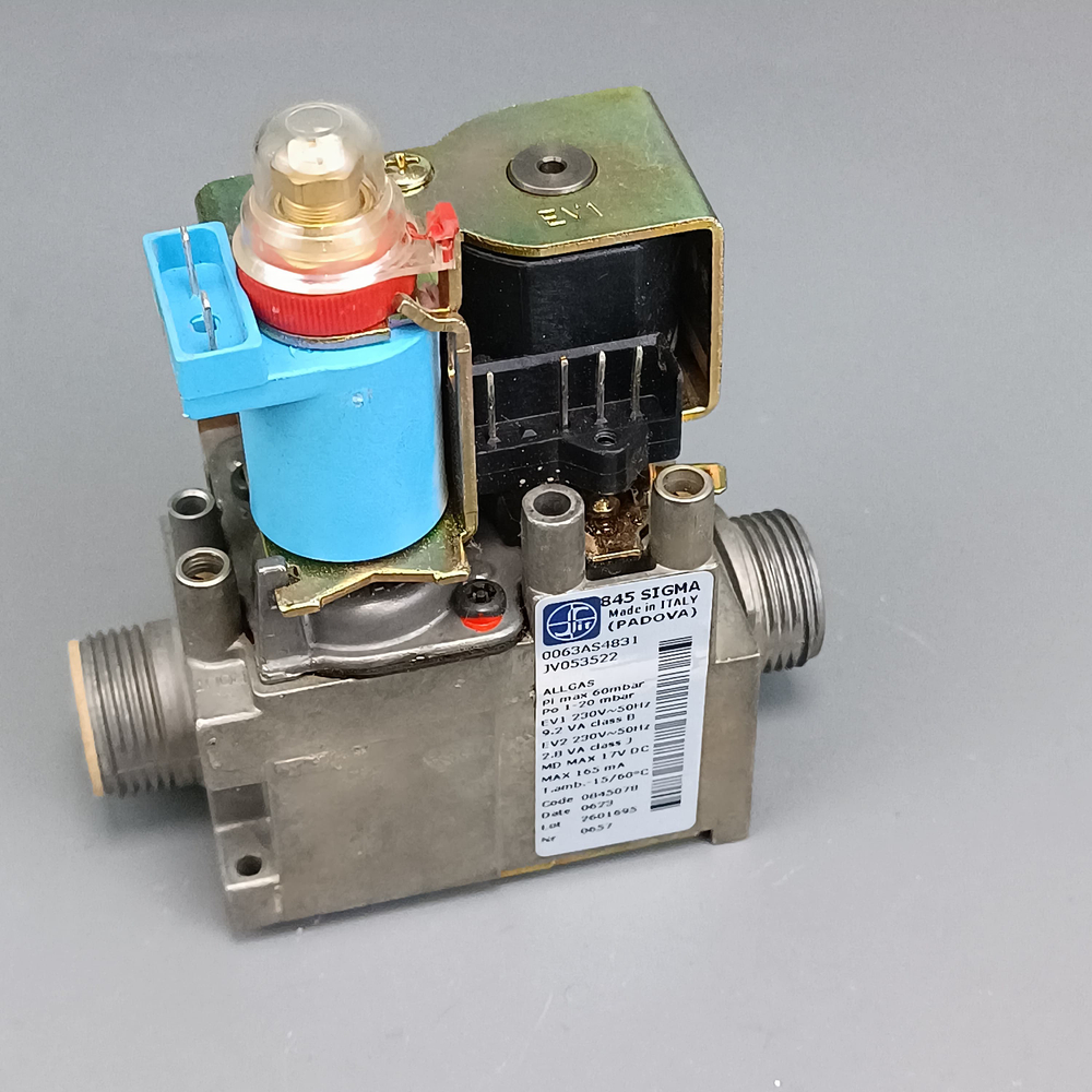 Б/У Газовый клапан  SIT 845 SIGMA (НР-НР) универсальный для котлов Viessmann, Vaillant, Kentatsu...