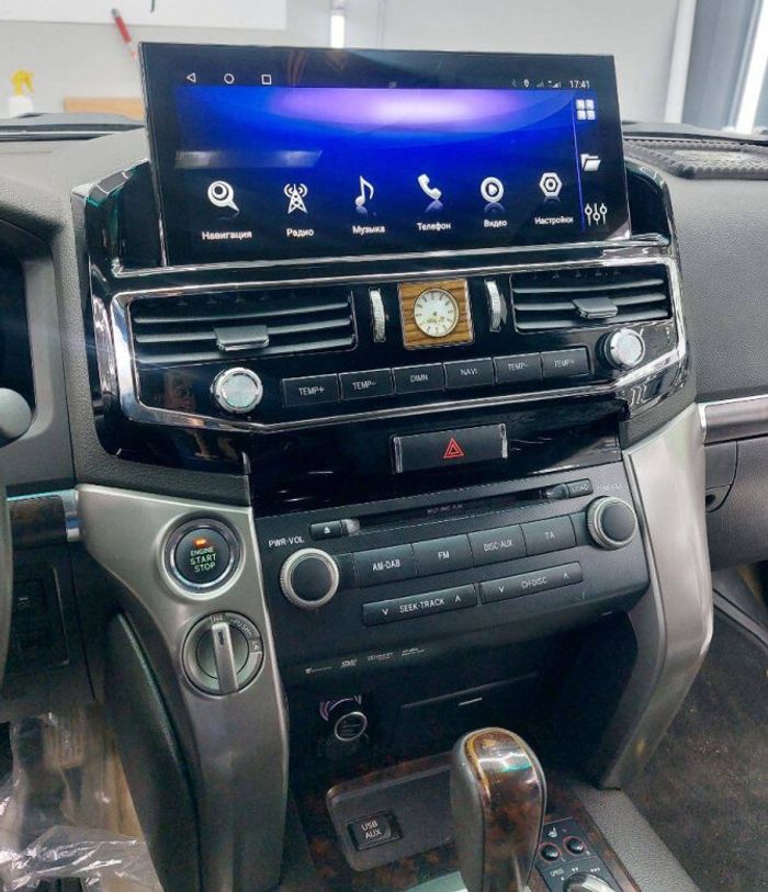 Магнитола для Toyota Land Cruiser 200 2007-2015 (со штат. камерой или 360) - RDL-LC200H-07-15 монитор 12.3" на Android 12, Быстрая, CarPlay, 4G SIM-слот