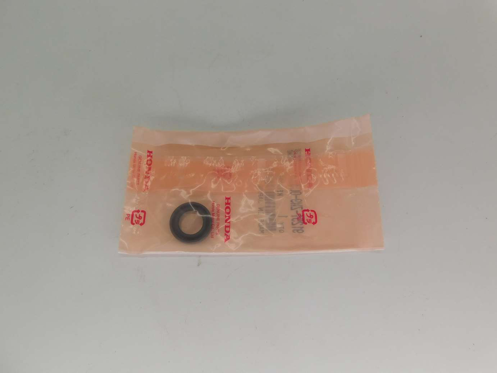 Сальник помпы Honda 8 9,9 10 15 20 91251-ZW9-003