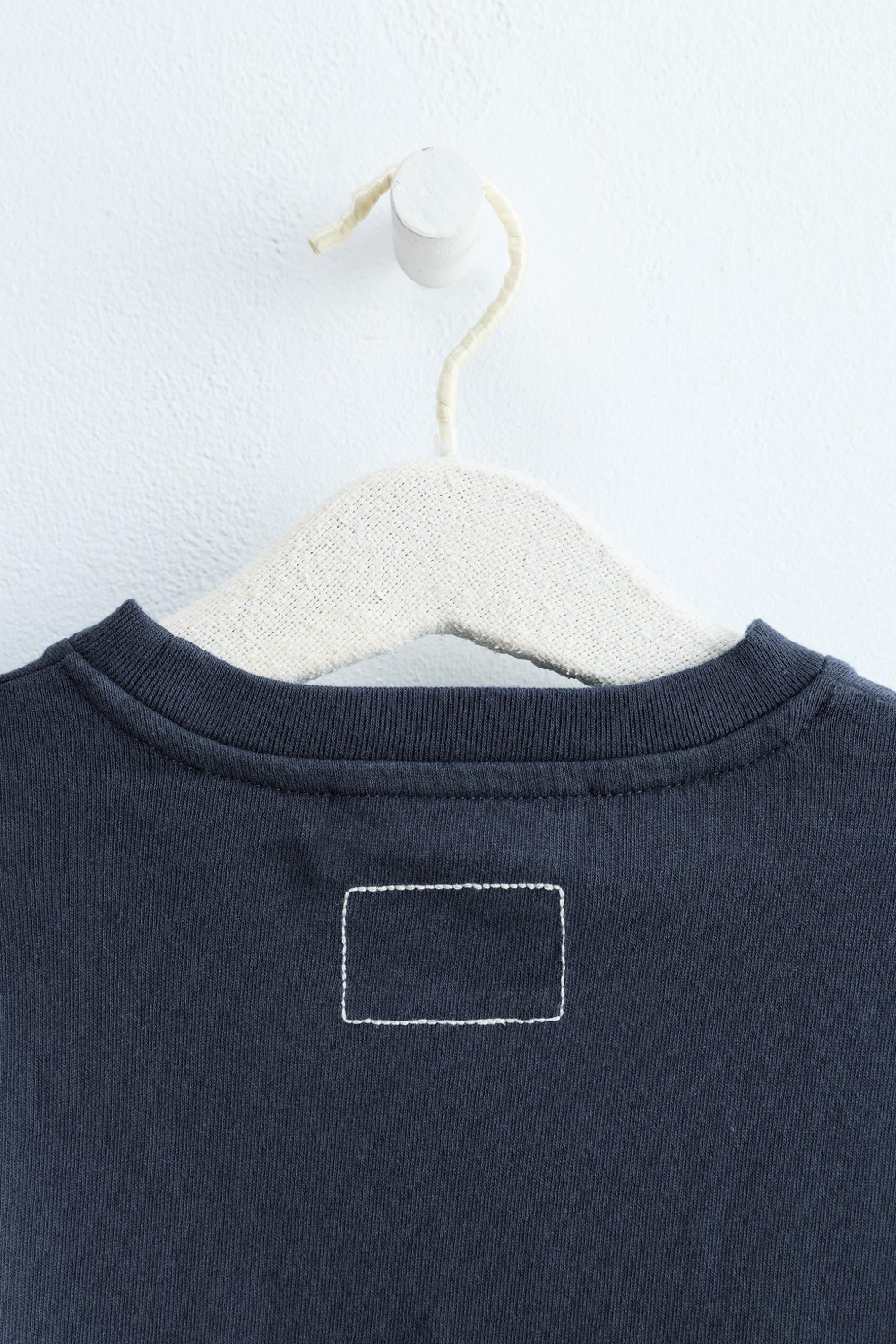 ZARA TIMELESS — ОДНОТОННАЯ ФУТБОЛКА С МАНЖЕТАМИ, СИНИЙ