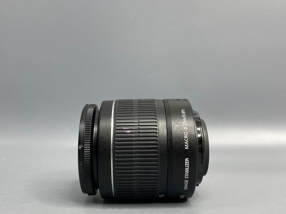 Canon EOS 550D Kit 18-55mm 3.5-5.6 II