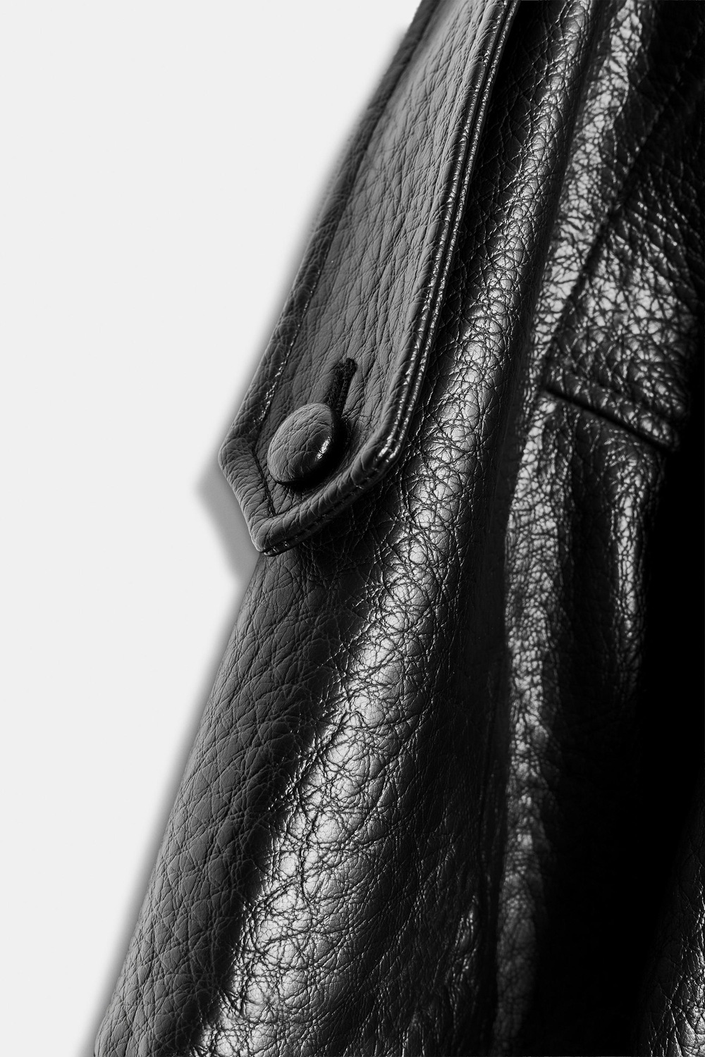 Искусственная кожа куртка - ZARA -
