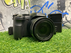 Panasonic Lumix DMC-FZ200
