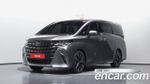 Toyota Alphard 2.5 HEV Executive AWD — 2025