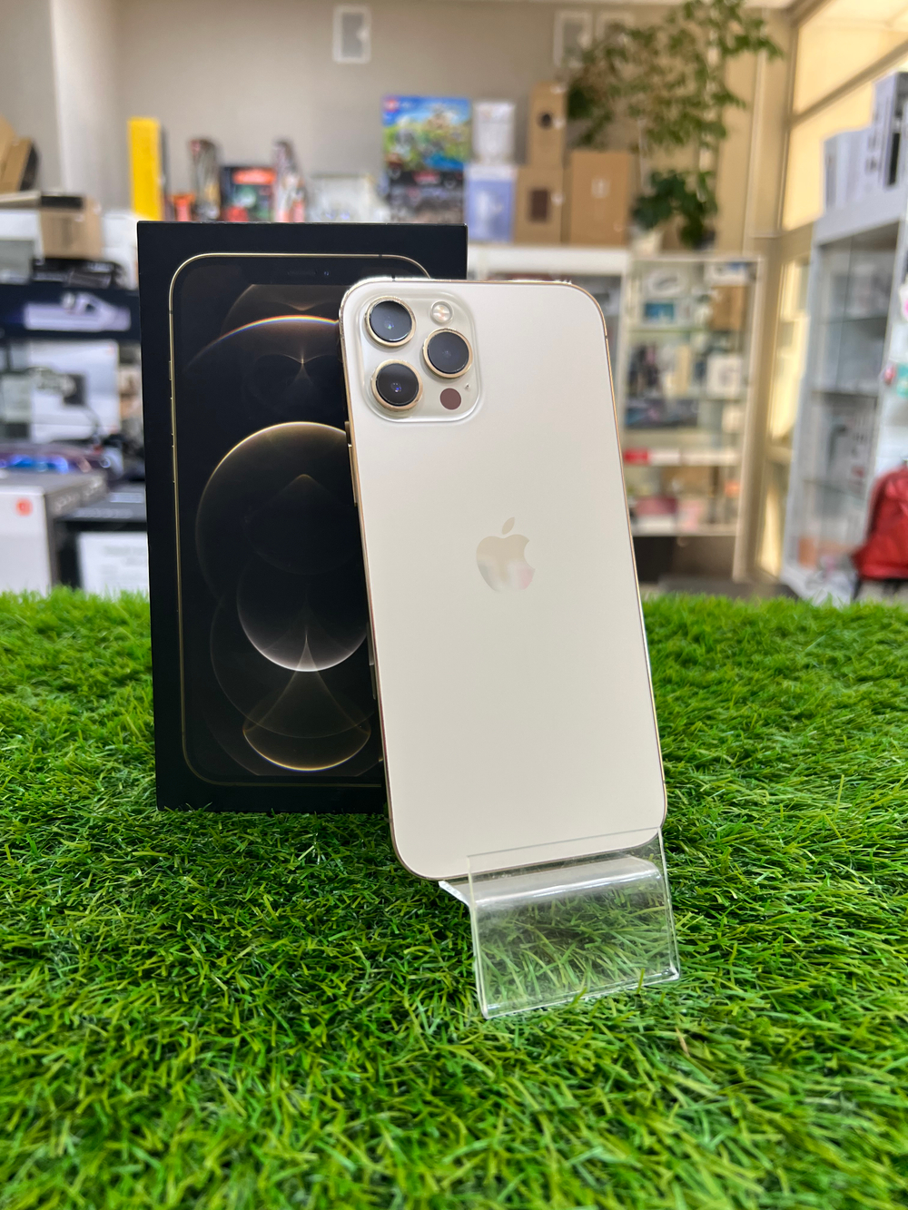 Б/У iPhone 12 Pro Max 128Gb Gold