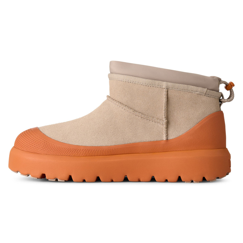 UGG Ultra Mini Hybrid Weather Moonlight Dark Apricot