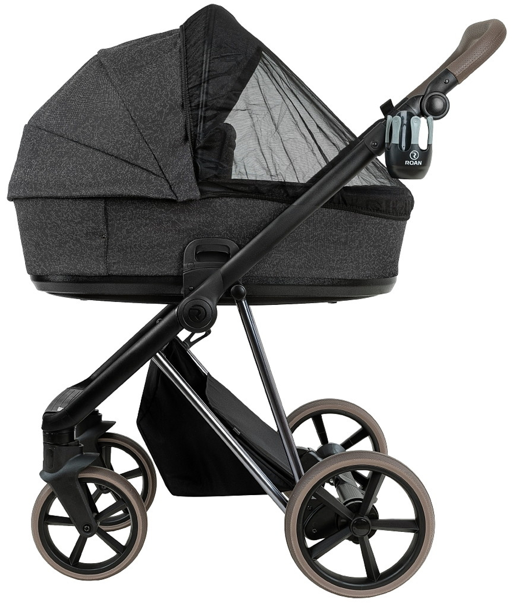 Детская коляска Roan Sol Vintage Luxury 2.0 3 в 1 с автокреслом Pituso Baesa Pro Black,Beige Canopy PIX/55/D Pixel/Dark/Nickel/руч.Cappuccino