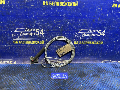 Трос лючка бензобака TOYOTA VISTA 1992