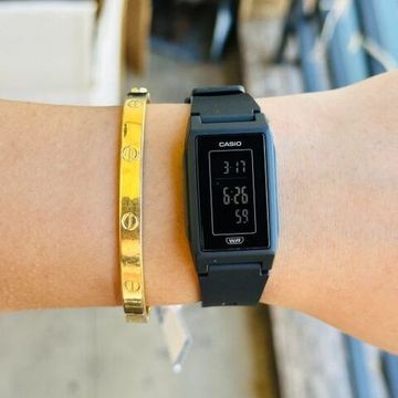 Наручные часы Casio Collection LF-10WH-1EF