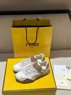 Кроссовки Fendi