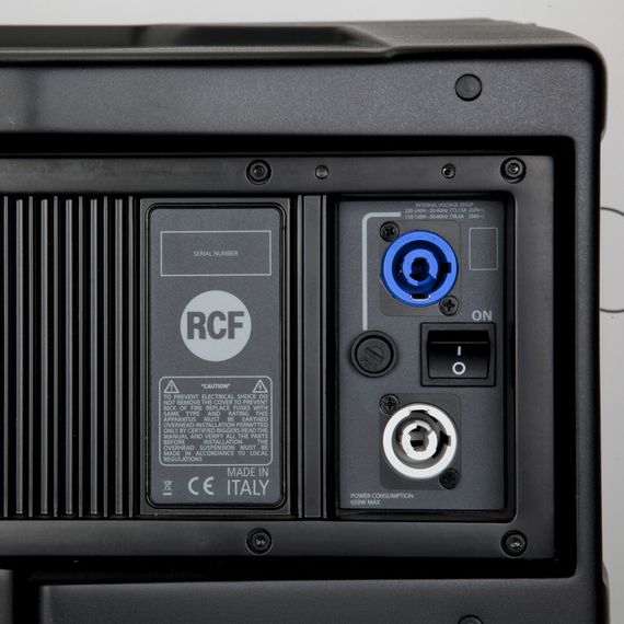 RCF HDL 10-A активная АС, 700Вт, динамик 8 дюймов