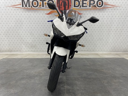 Yamaha YZF-R25 , 2015