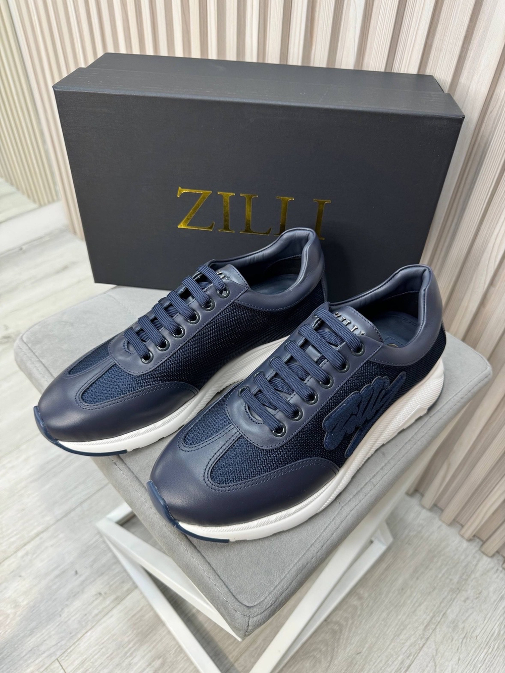 Кроссовки Zilli