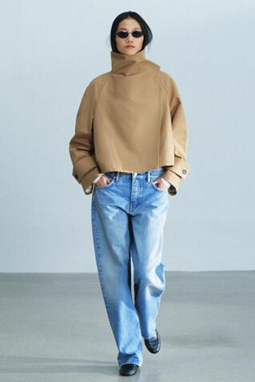 ZARA КОРОТКИЙ ТРЕНЧ С ВЫСОКИМ ВОРОТНИКОМ — ZW COLLECTION, БЕЖЕВЫЙ