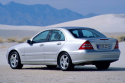 Порог левый Mercedes C-Klasse W203 2000-2008 (Klokkerholm) седан