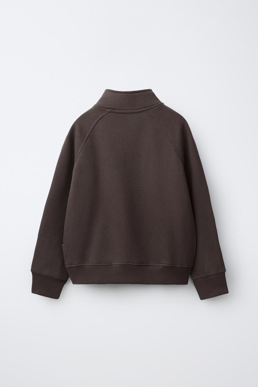 ZARA ОДНОТОННАЯ ТОЛСТОВКА С НАШИВКОЙ, ШОКОЛАДНЫЙ