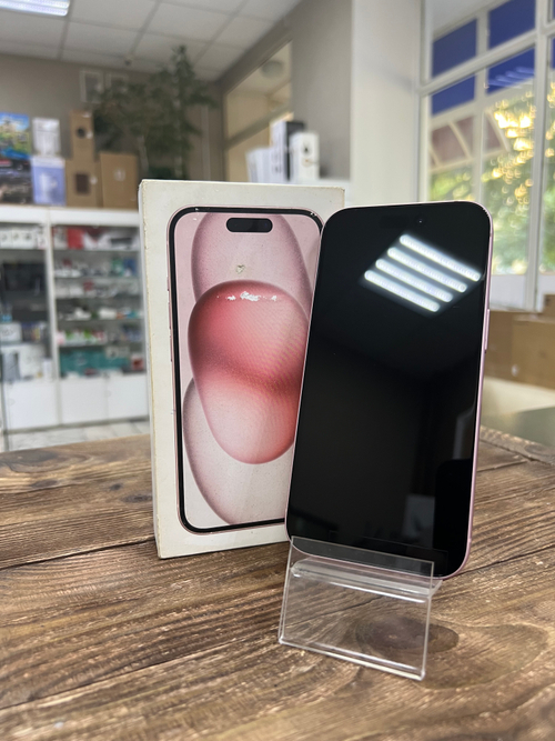 Б/У iPhone 15 128GB Pink