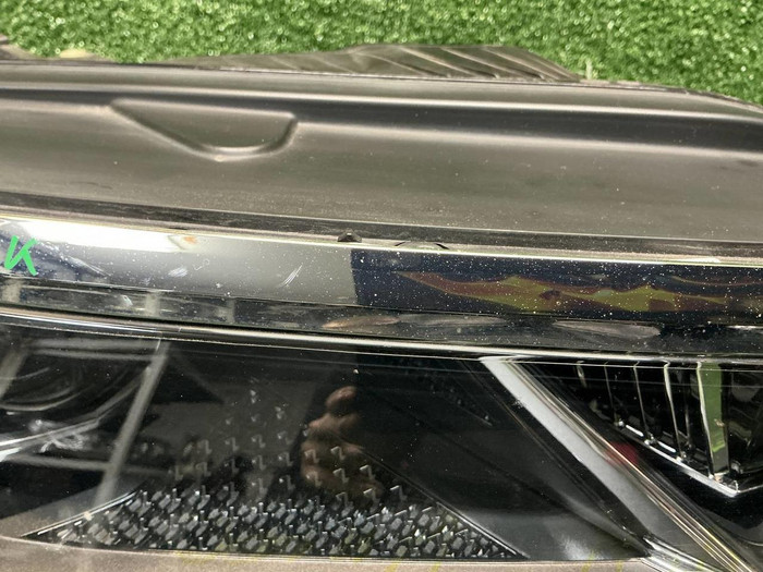 Фара правая VW Touareg 3 (2018-2023) LED
