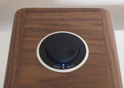 Ruark MR1 Mk2 Rich Walnut активная беспроводная полочная акустическая система (пара)