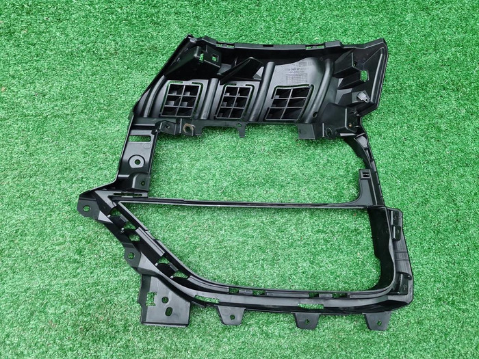 Кронштейн перед бампера Porsche Panamera 971 20-24