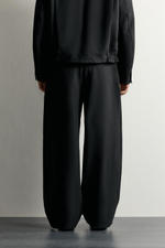 БРЮКИ WIDE FIT С БОКОВЫМИ СКЛАДКАМИ — ZARA