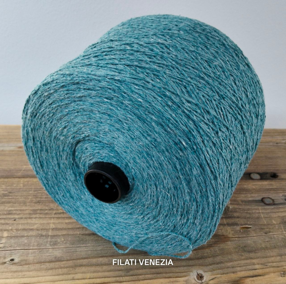 Artemida , Lana Cashmere, 47% меринос 46% буретный шелк 7% лен, 350м/100гр цвет Azure