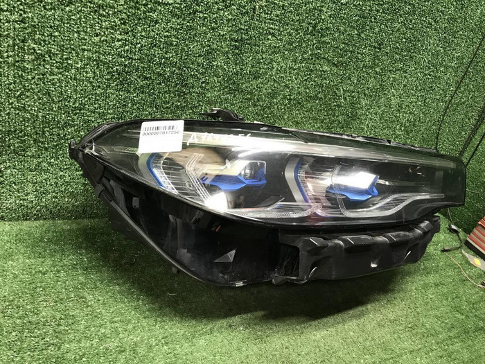 Фара правая BMW X7 G07 (19-22) Laser Light