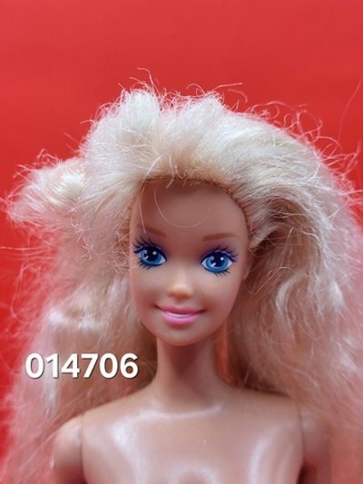 Кукла Барби винтаж Naf Naf barbie 1993г 014706